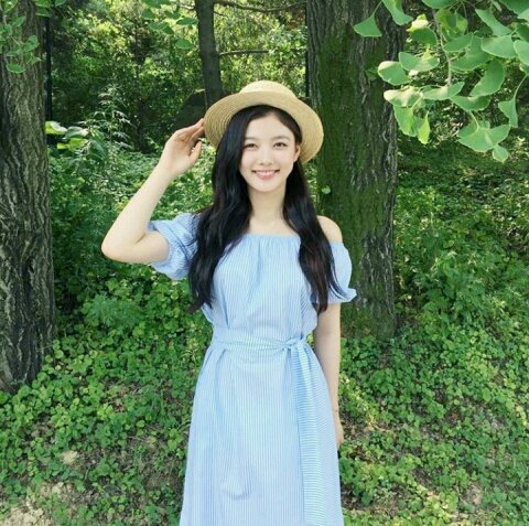 18살 클라스 김유정.