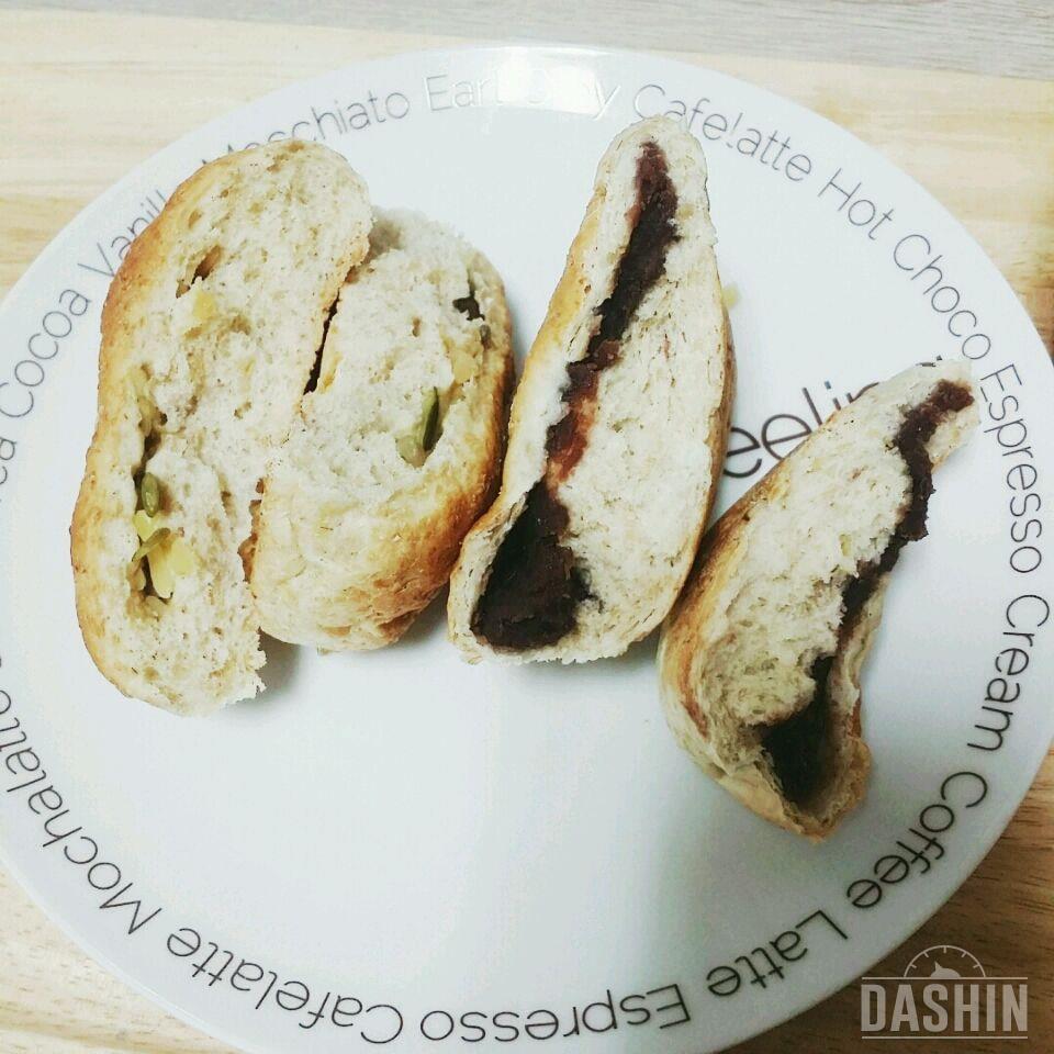 통밀로만 통밀빵(단팥빵, 견과류빵)