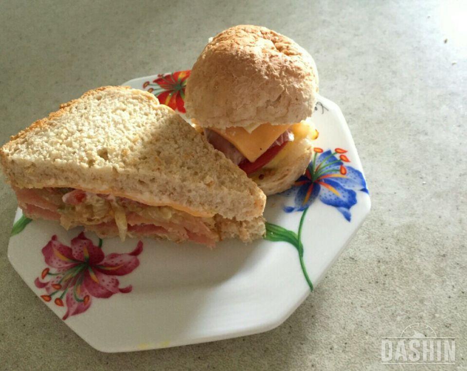 통밀빵 너무 맛납니당
