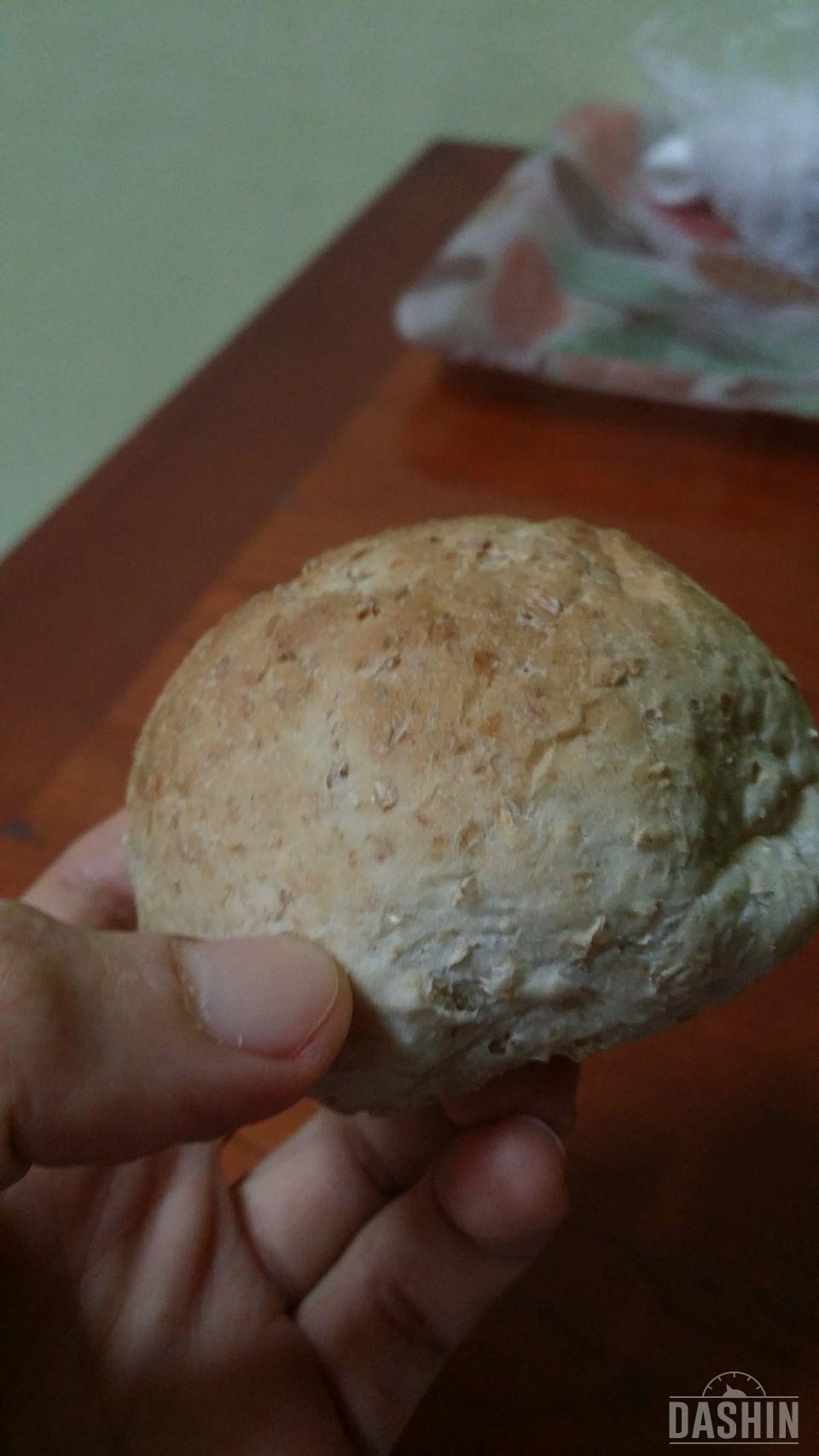 모닝빵도  맛있네요
