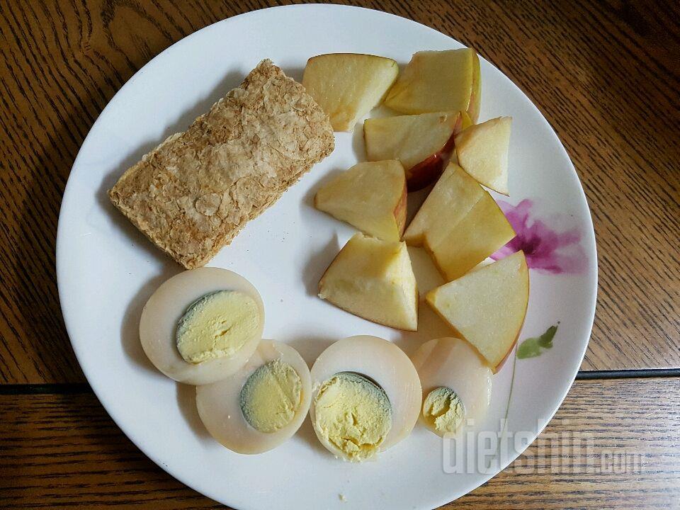 맛있고 간편한 아침식사로 딱인 아침란♡