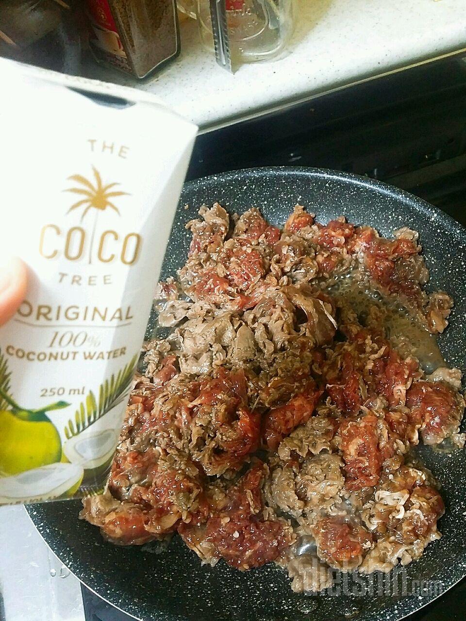 코코넛워터불고기+코코넛워터아이스아메리카노♥