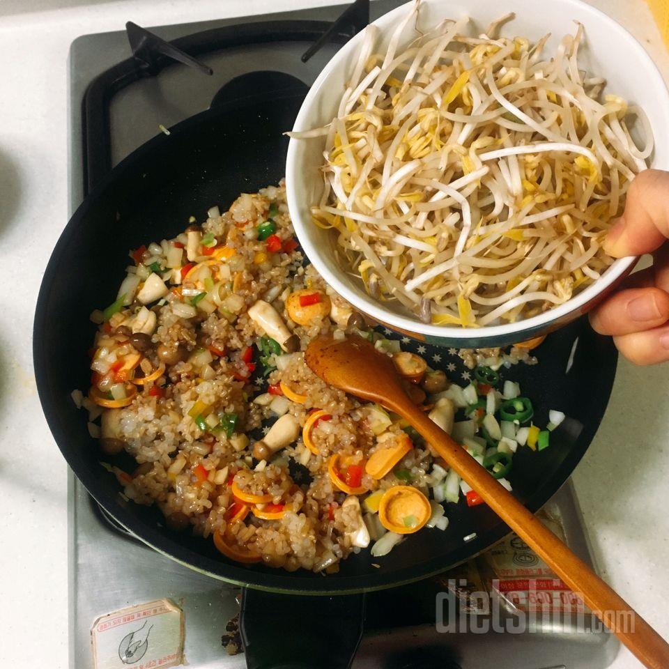 맛있는 나시고랭😋 (현미곤약밥 필수!)