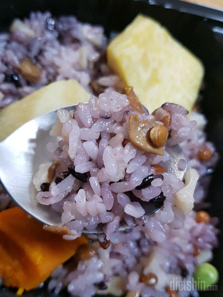 💕나마시떼 - 연근 영양밥과 닭가슴살 스테이크 도시락