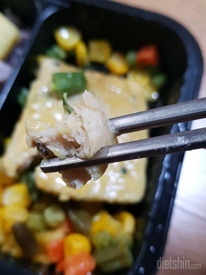 💕나마시떼 - 연근 영양밥과 닭가슴살 스테이크 도시락
