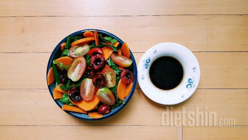 맛있는 채소샐러드(발사믹드레싱)