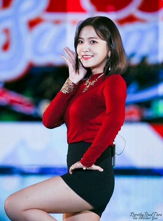 단발하고 너무 예뻐진 예리