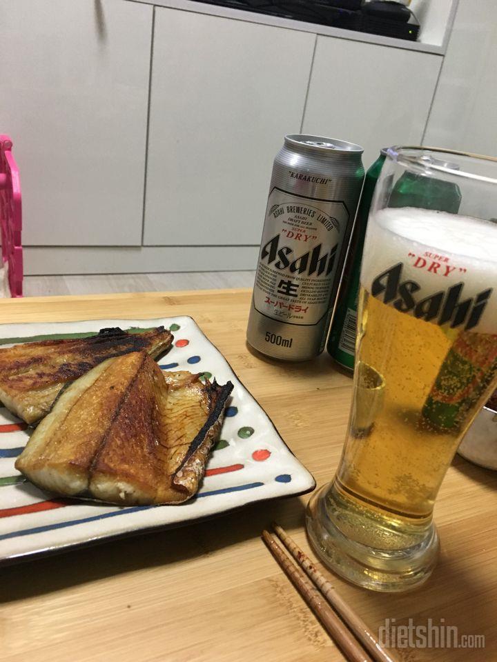 맥주를 끊어야....