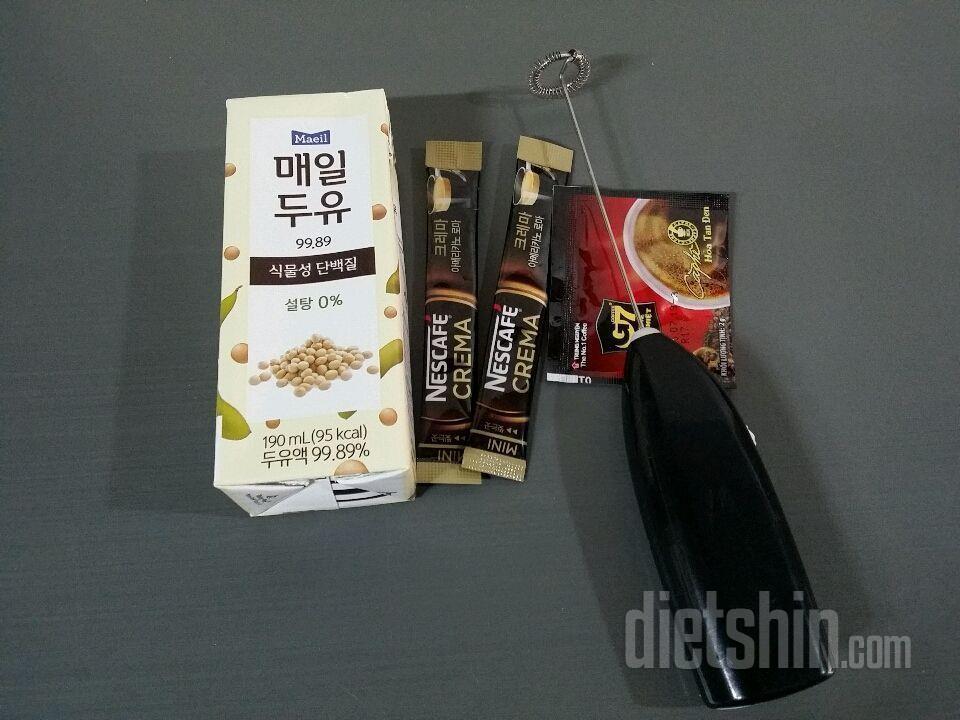 ☕칼로리걱정없는 두유 카페라떼