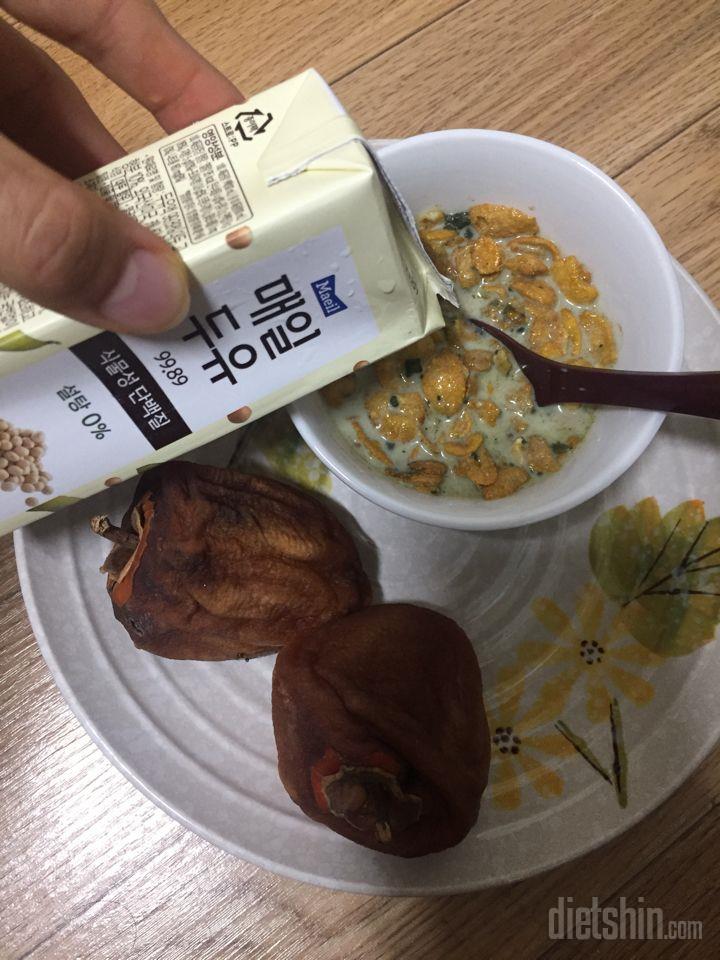 아침에 가벼운 식사로 매일두유