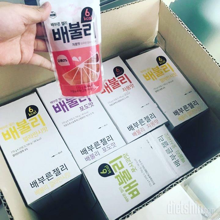 확실히 야식, 간식이 줄었어요