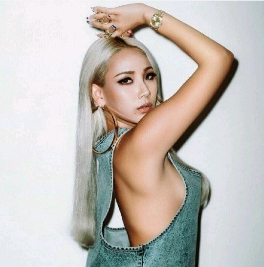 예쁜 등 어깨라인 가져야지!!!