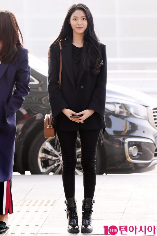 설현🧚🏻‍♀️
