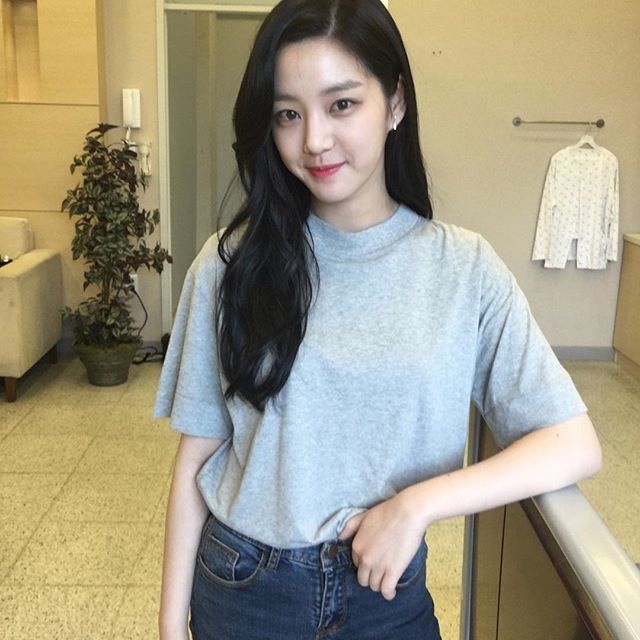 이유비