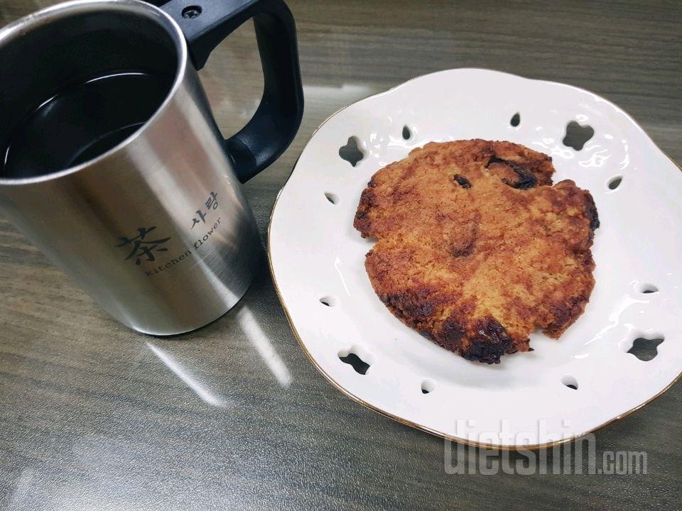 🚉출근길 아침은 콩쿠키로🍪 든든하게