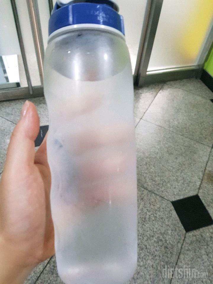 30일 하루 2L 물마시기 1일차 성공!