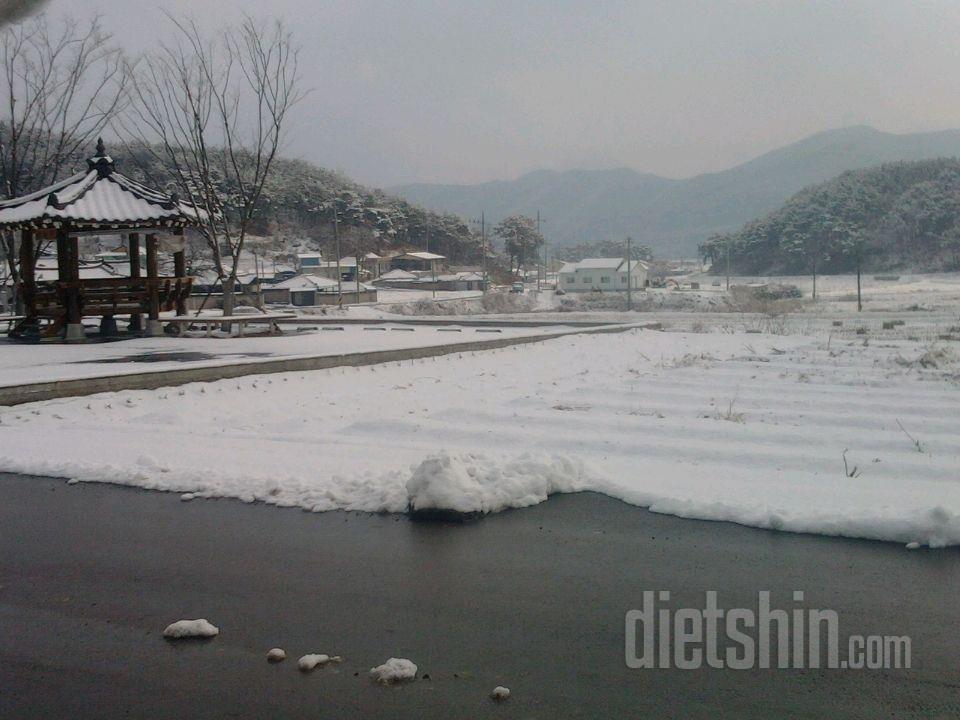 더운 날 시원 하게 보내세요 다들 ~~화이팅