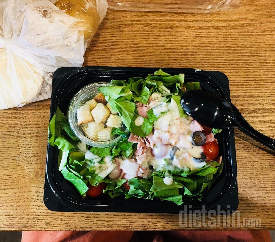 맛있어요 토핑들 다 맛있어요