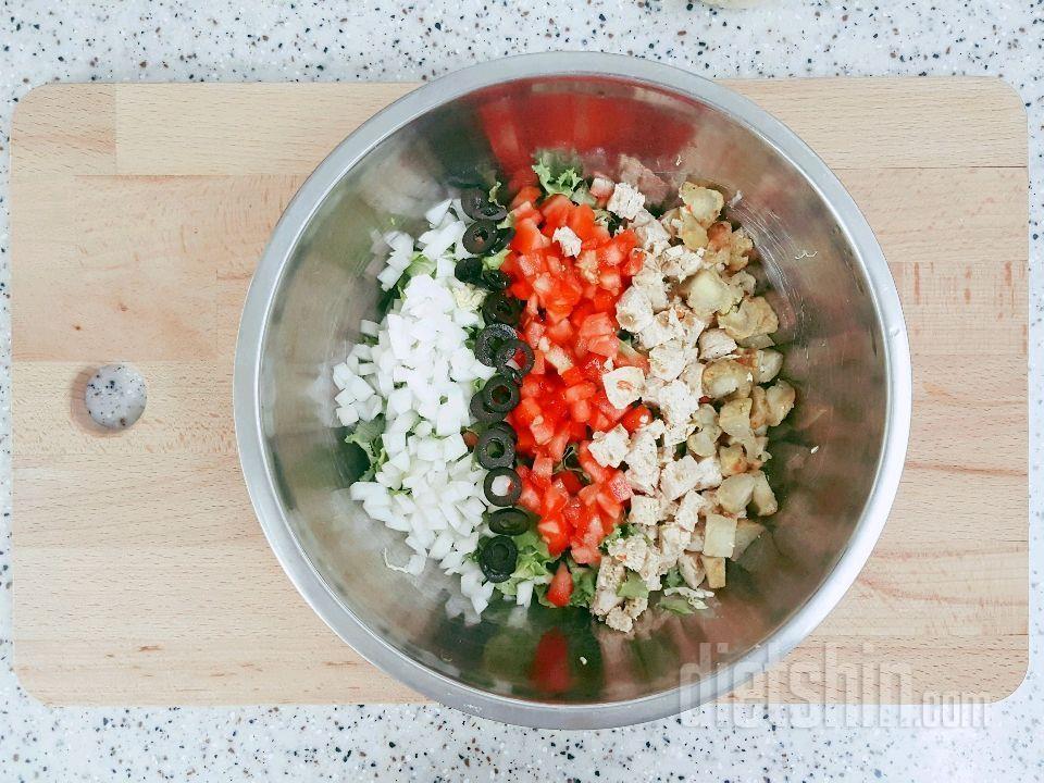 수제 랜치 드레싱🥗 곁들인 닭가슴살샐러드♡