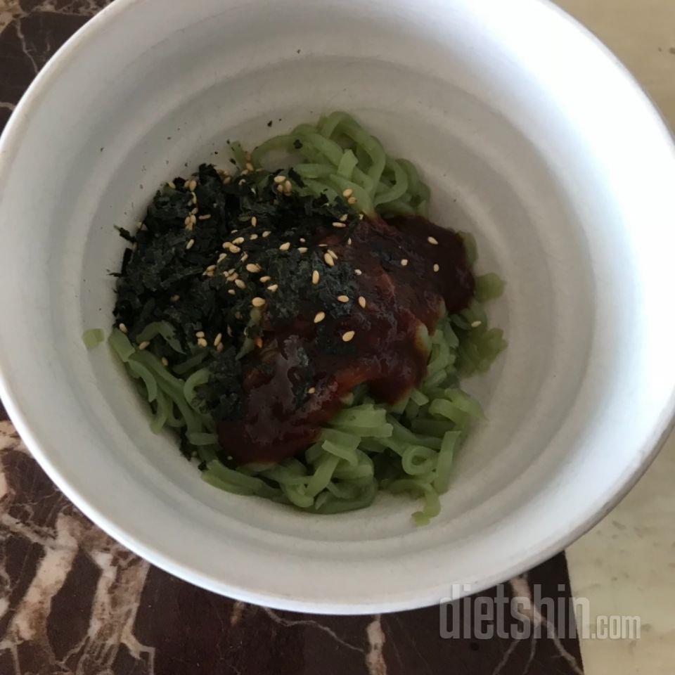 비빔면 맛있게 매워요