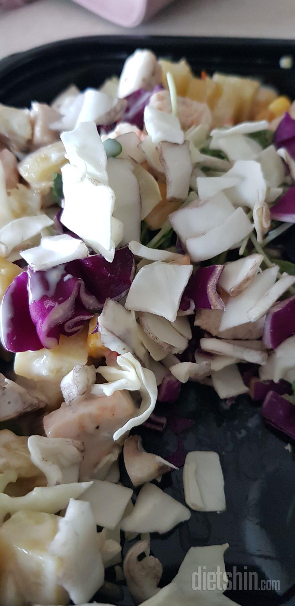 4주 배송될수록 샐러드 품질이 떨어지는 것 같아요