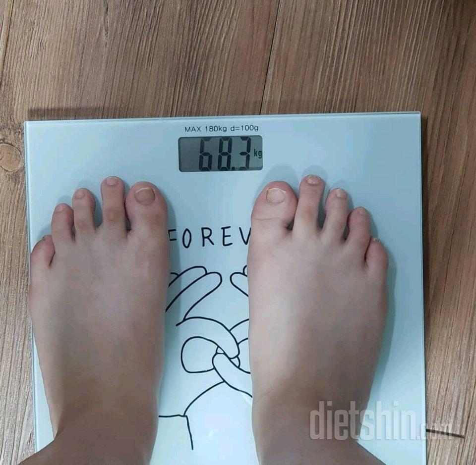 89kg->\;65.5kg 25키로 감량
