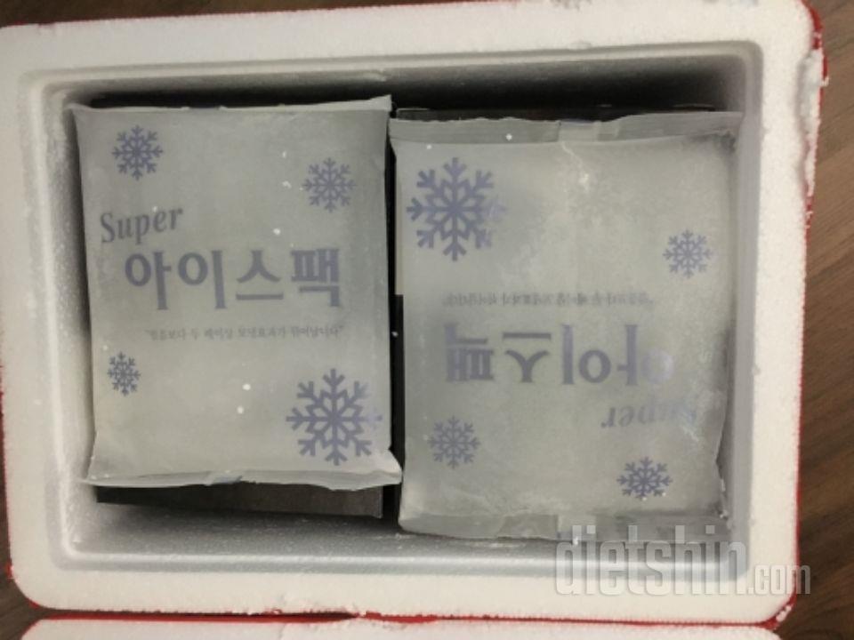 배송도 빠르고 아이스팩이 꽝꽝 얼려져