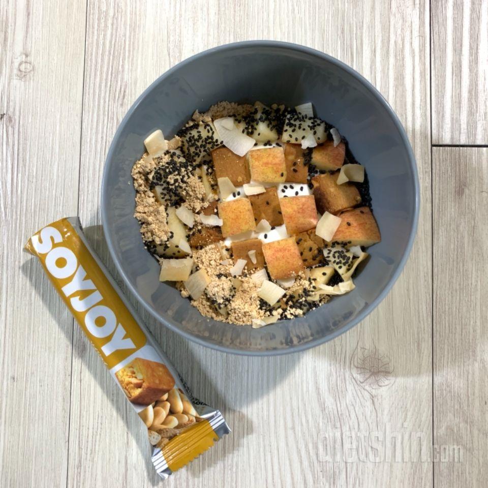 요거트에 바질씨드 뿌려서 좀더 포만감