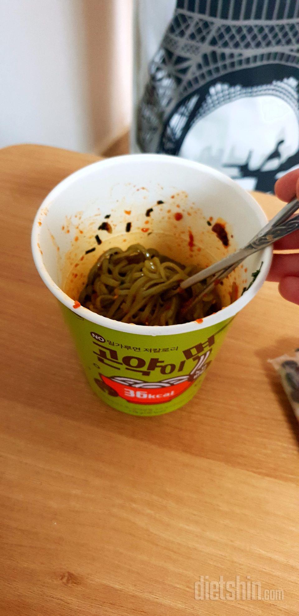 생각했던거다 맛있어요

더사야겠어요ㅎ