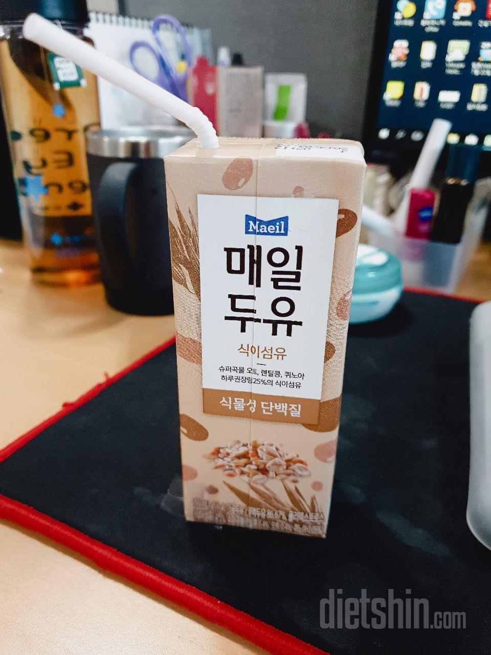 아침마다 하나씩 먹으려고 구매했습니다