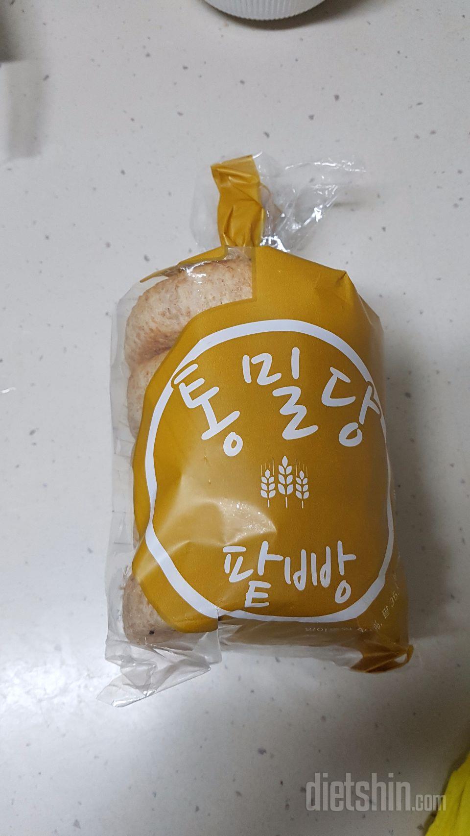 맛좋고 담백하고 팥이 너무 달지도 않