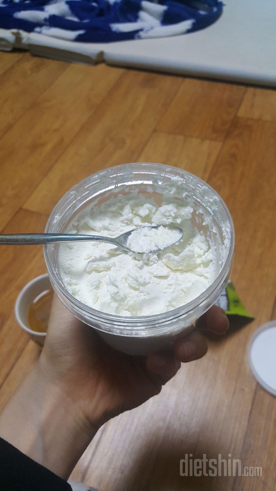 헐 그릭요거트
이거 뭐죠? 너무 맛있