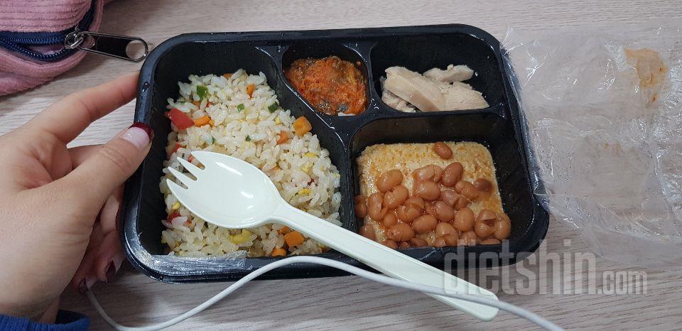 가격대비 양은 적은데 맛은 최고.
일