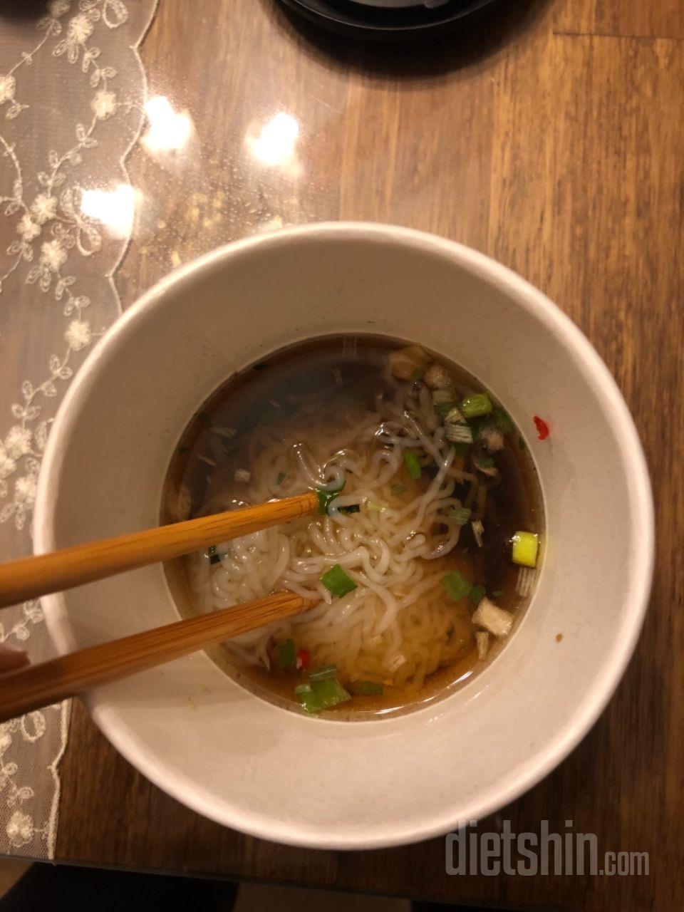 배송이 엄청 빨랐고 식감이 괜찮다고