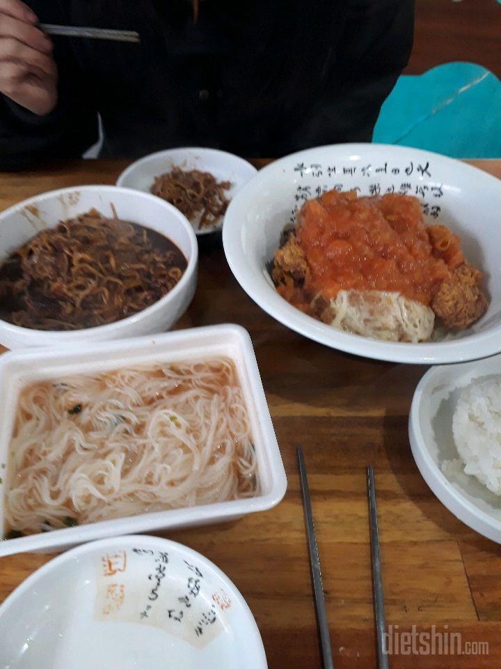 오늘 첫끼^^