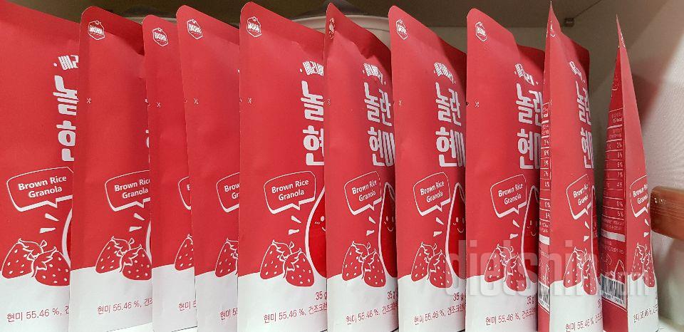 세번째 구매
딸기 원래 별로 안좋아하