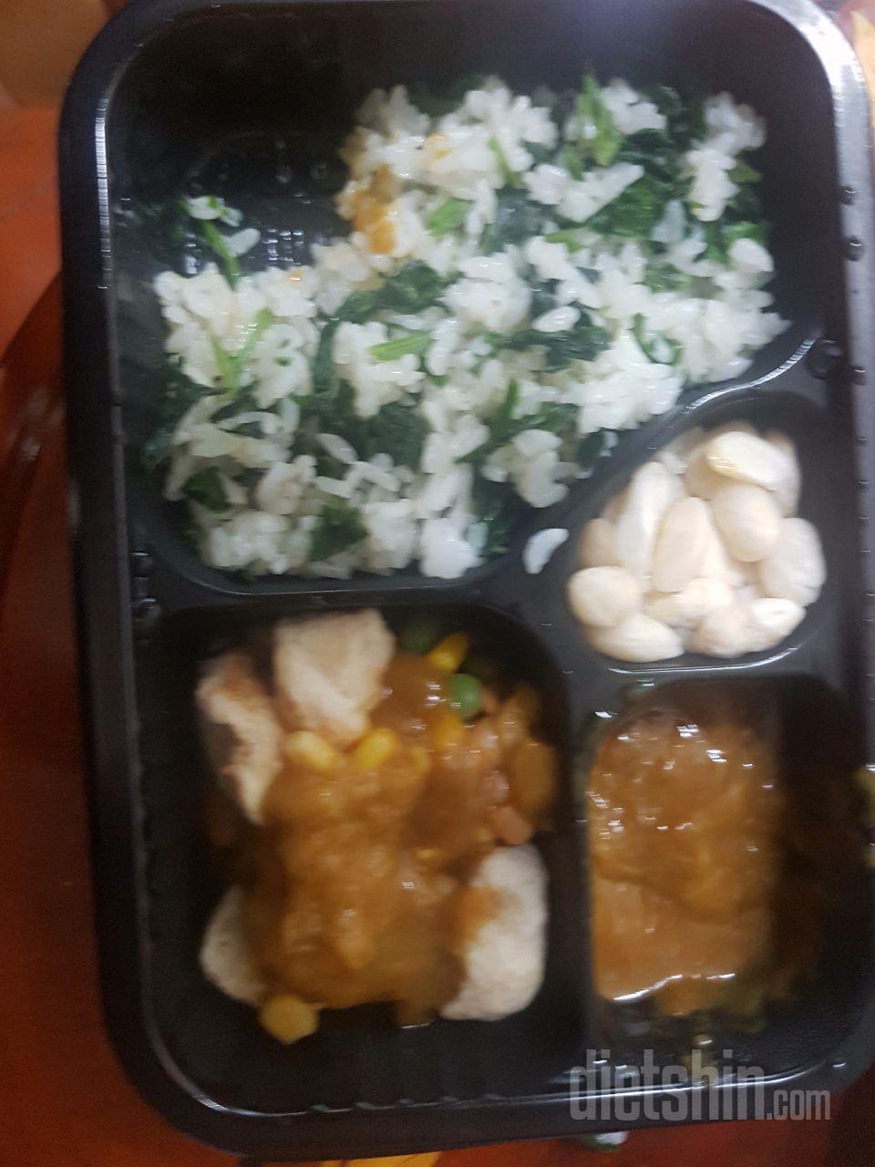 먹을 당시엔 배고픈데 점점 배가 차더