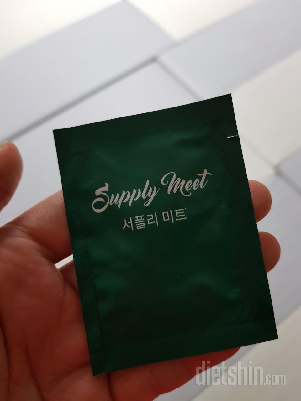 하루 먹었는데..
좀 더 먹어봐야 알