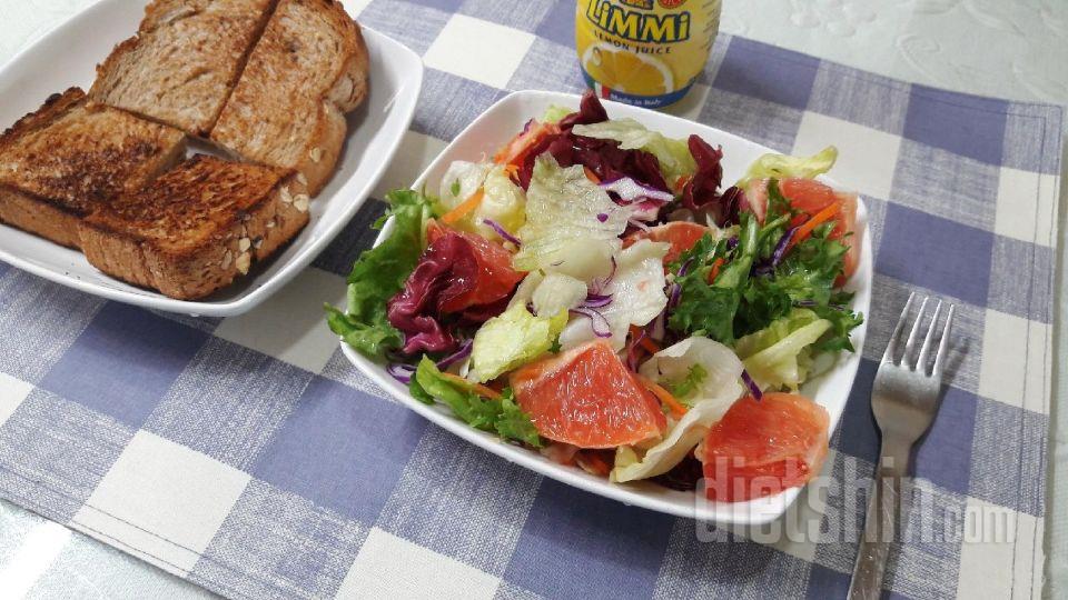 배송상품임을 감안하면 싱싱해요.
무엇