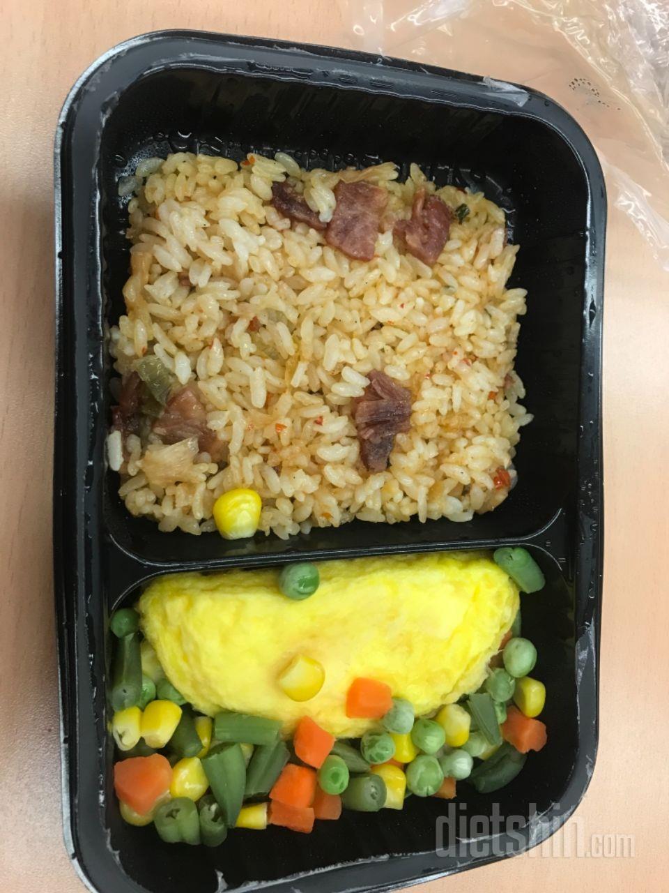 첫날입니다.
배고플때 되면 스무디 하