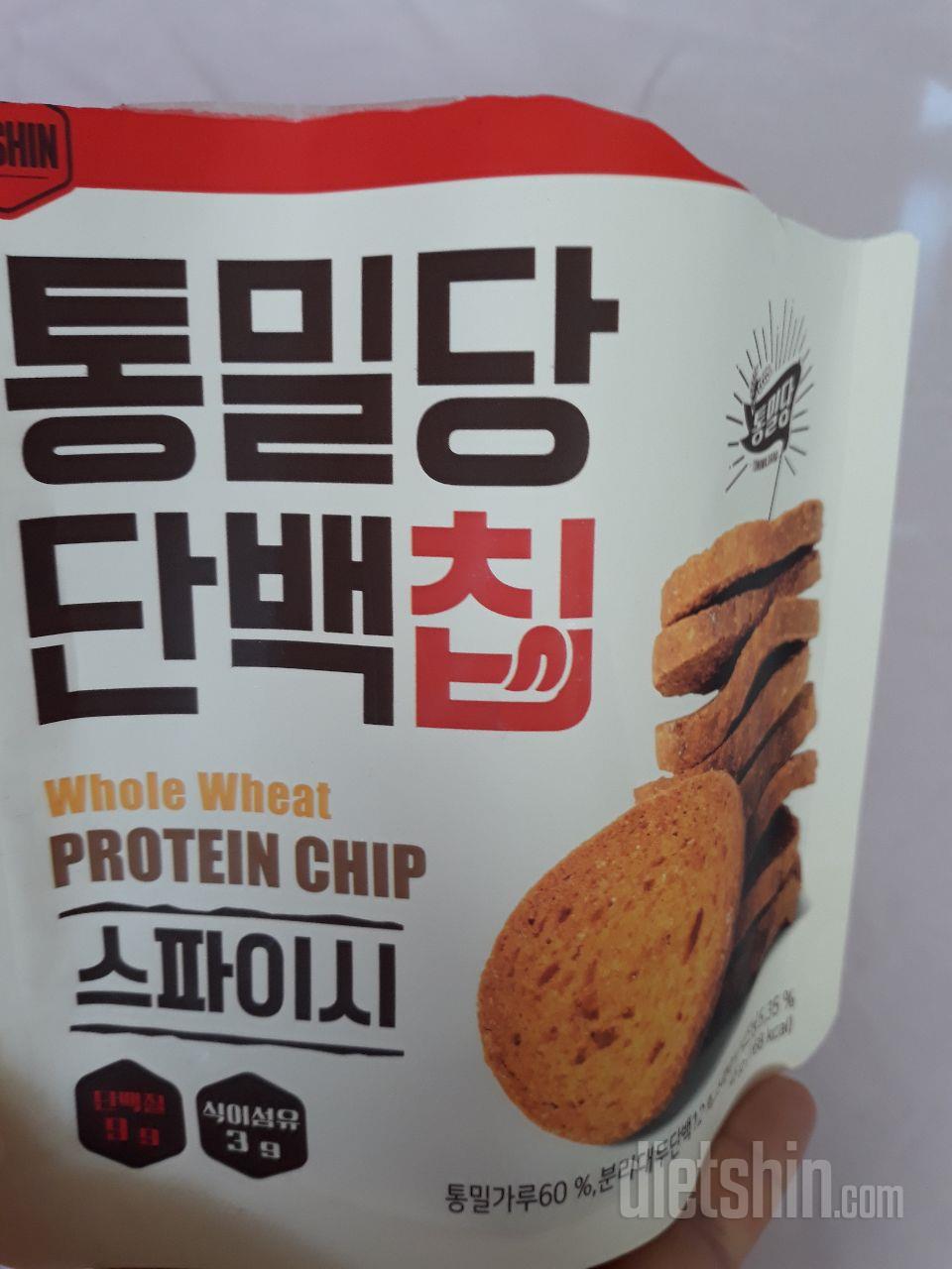 식감이 있어 먹고나면 다른 간식 생각