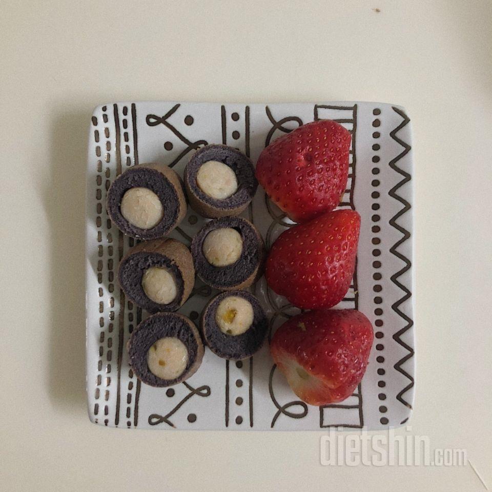 닭가슴살 핫도그 진짜 맛있어요!! 완