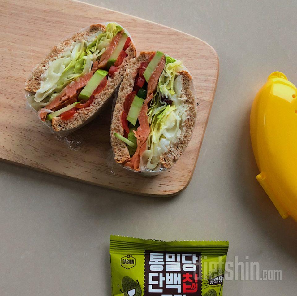 통밀당 빵 자주 애용하고 있어요!!