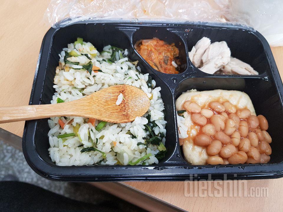 식단이 좋아요 간이 돼있어서 맛도 좋