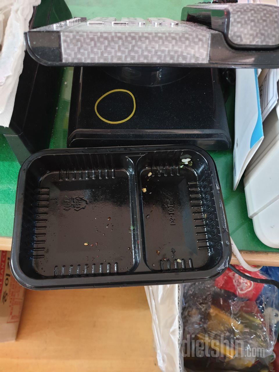 오늘 점심부터 시작했어요 
맛도 있고