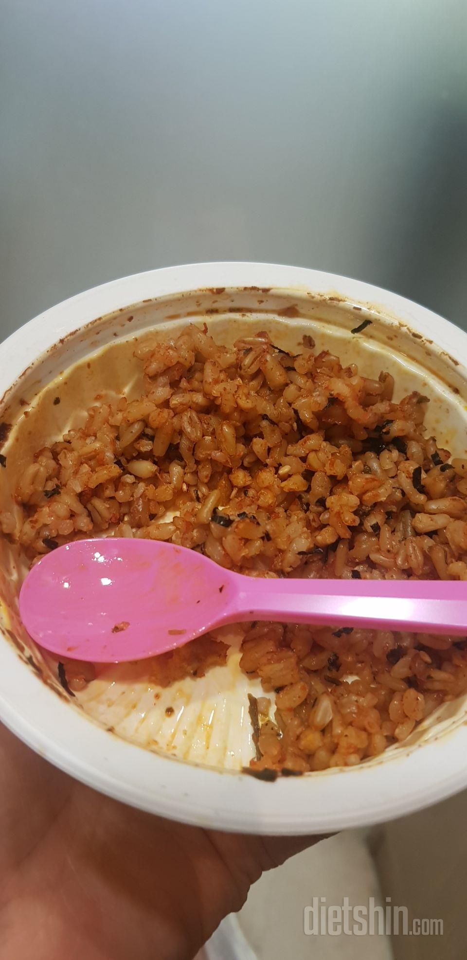 매콤닭이랑 된장중에 매콤닭이 더맛있어