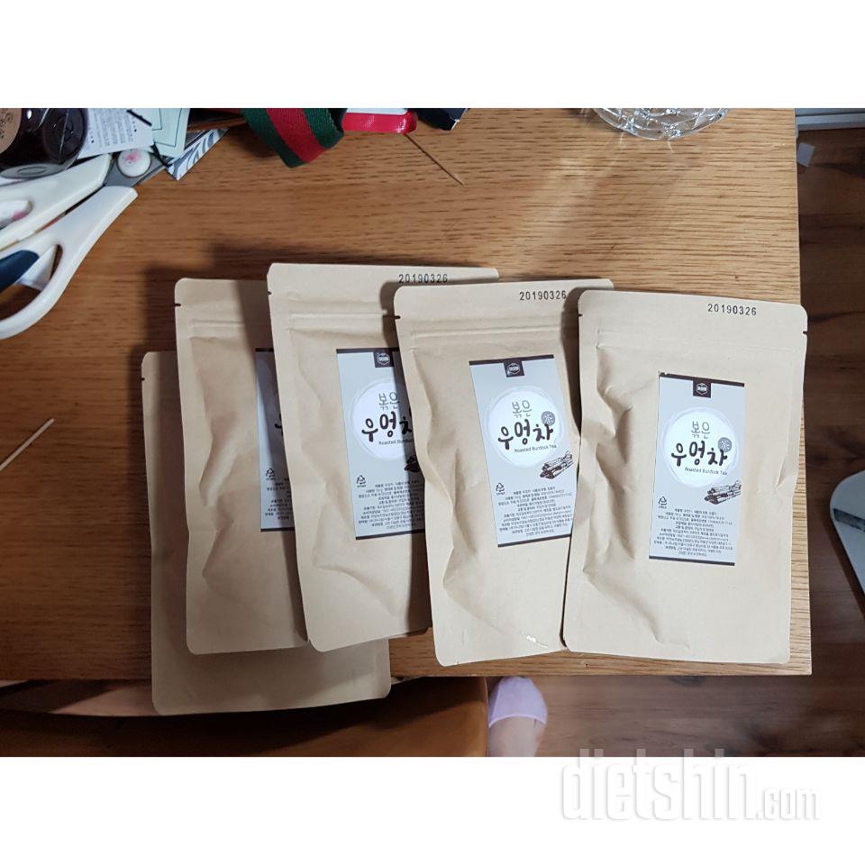 맛있어영ㅎ 2리터 물에 3개넣고 마시