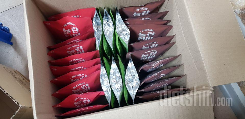 저녁대용으로 먹으려고 샀습니다
바삭바