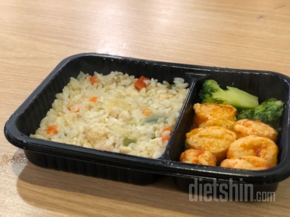 맛은 괜찮은 것 같아요. 간이 엄청