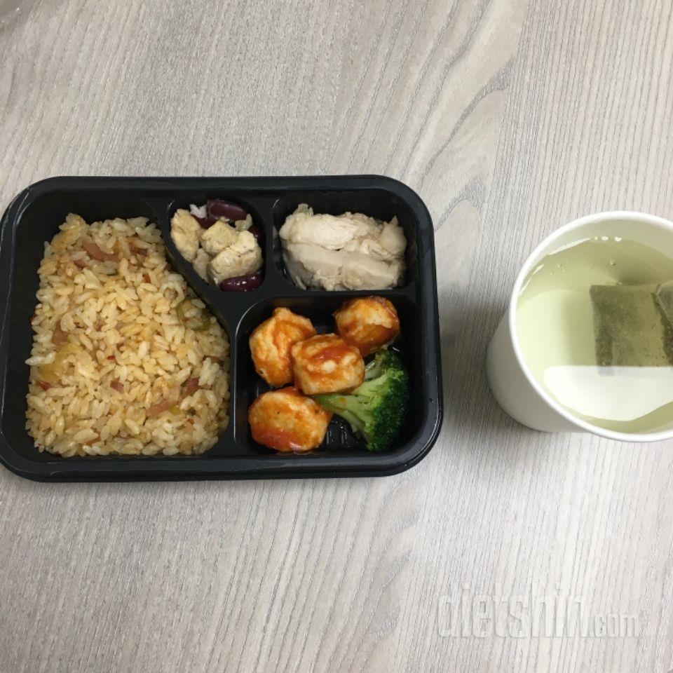 맛있어요 양에 비해 비싸긴함
다이어트